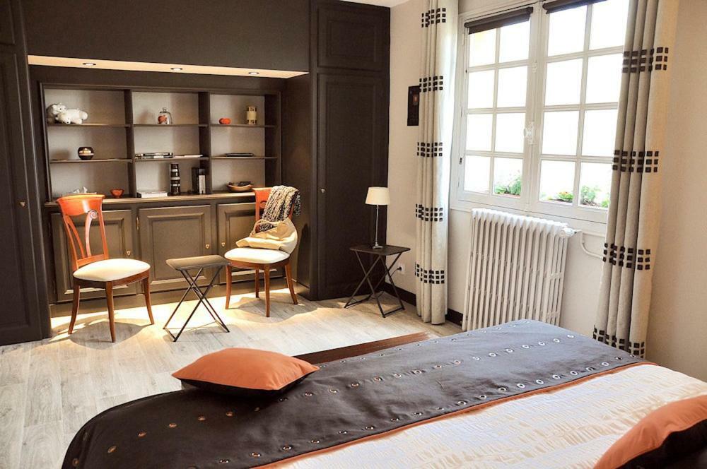Bed and Breakfast Au Jardin de Lisa Cherreau Exterior foto